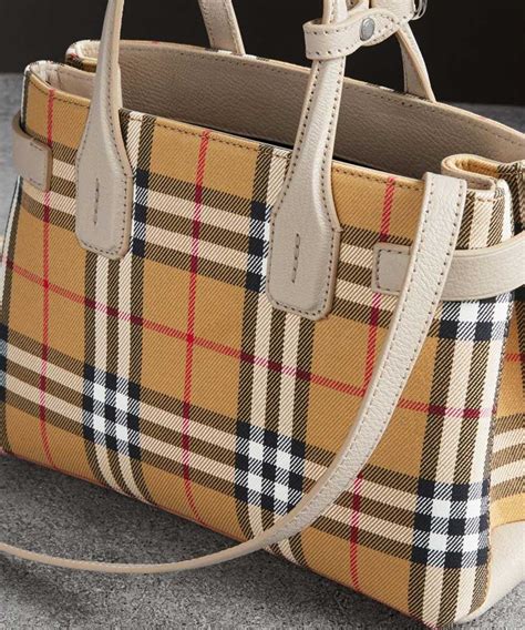 prezzo borse burberry|Burberry Handbags .